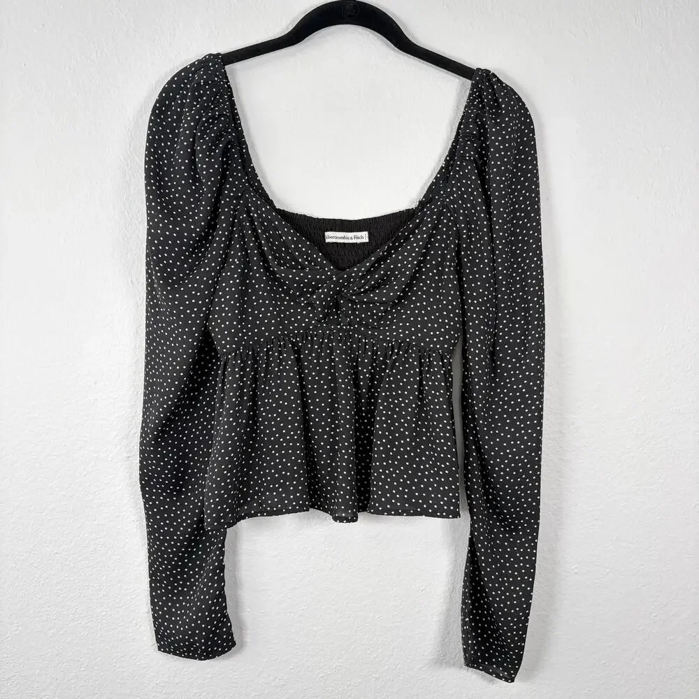 Abercrombie & Fitch lightweight material